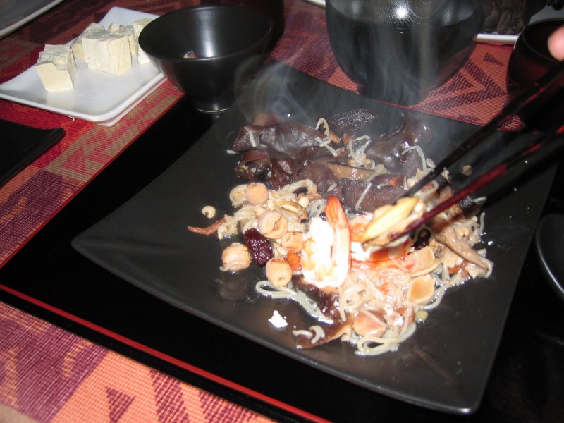 la fondue asiatique aux fruits de mer, c’est beau et c’est bon !