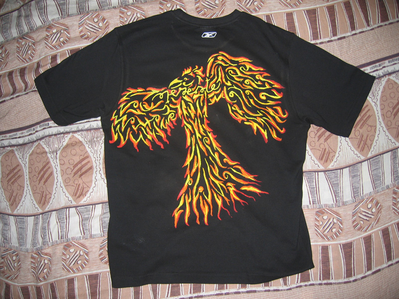 T-shirt Phnix tribal